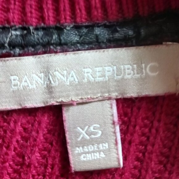 Banana Republic Womens Fuchsia Ribbed Sweater With Back Zipper XSmall - Picture 3 of 5